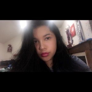 Meet your Posher, Jacqueline